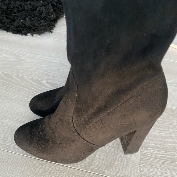 Black Suede over-the-knee Boots - Picture 6 of 6